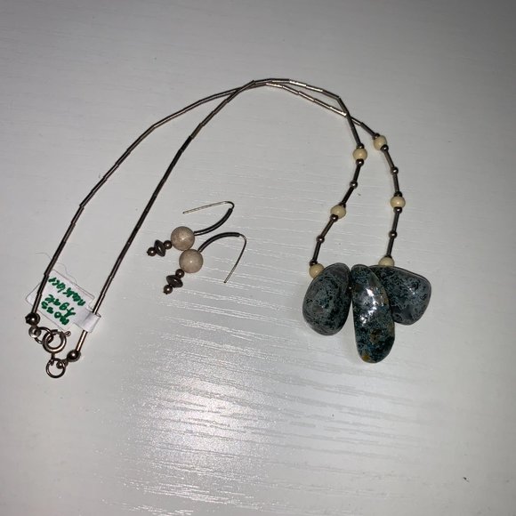 16" Moss Agate Necklace and Earring Set - Picture 5 of 16